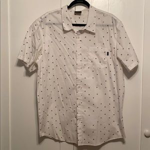 Men’s Oakley skull print button down